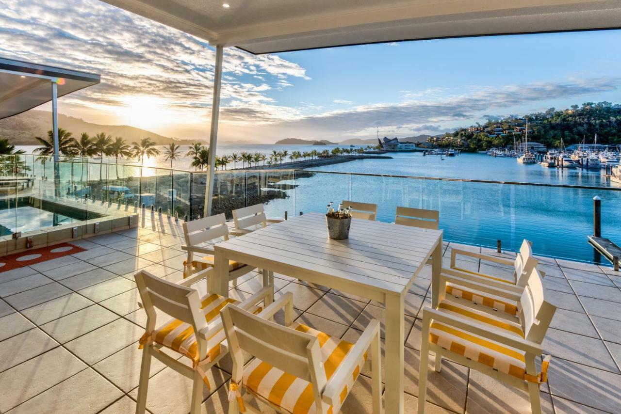Pavillions Penthouse 25 - Luxury Waterfront Apartment With Private Roof Top Pool And Buggy Hamilton Island Exterior photo